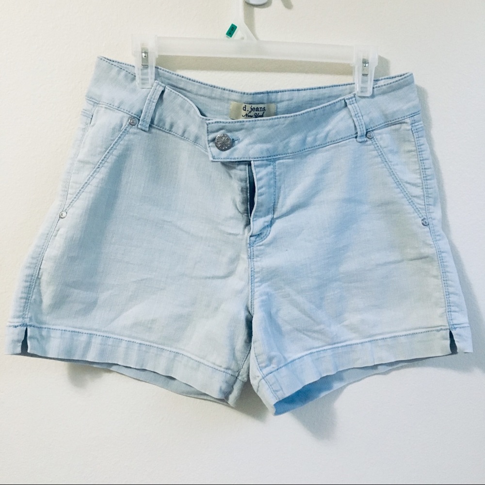 Stretch denim shorts